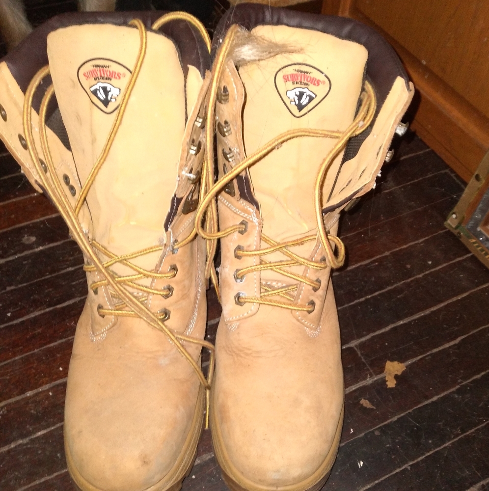 Size 10 Steel Toed men's work boots